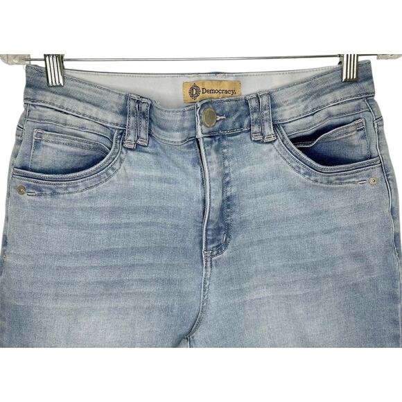 Democracy with Ab Technology Light Wash Cropped Scalloped Embroidered Hem Jeans - Picture 2 of 7